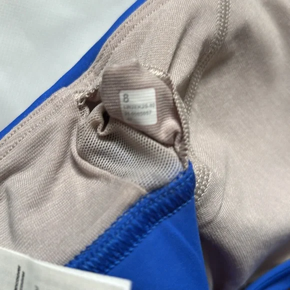 LULULEMON POWER THROUGH BRA IN BLAZER BLUE TONE SZ 8 NWT